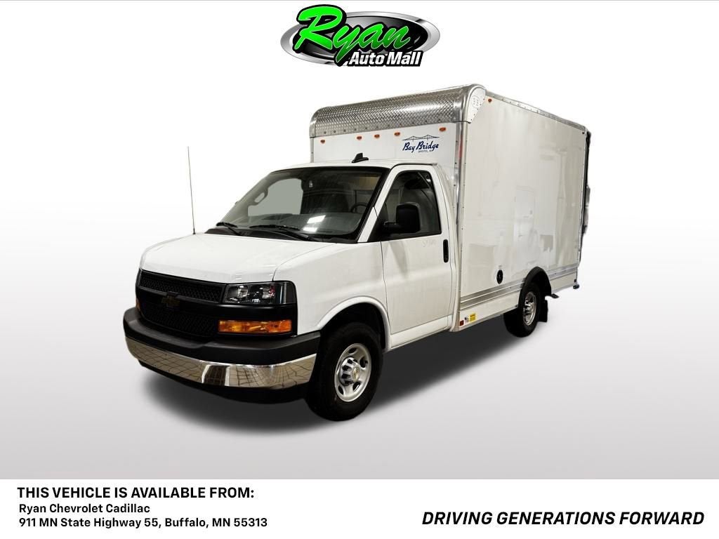 2025 Chevrolet Express Cutaway 3500 1WT