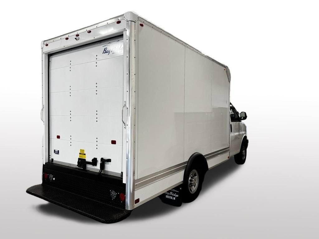 2025 Chevrolet Express Cutaway 3500 1WT