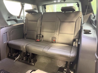 2027 Chevrolet Suburban LT