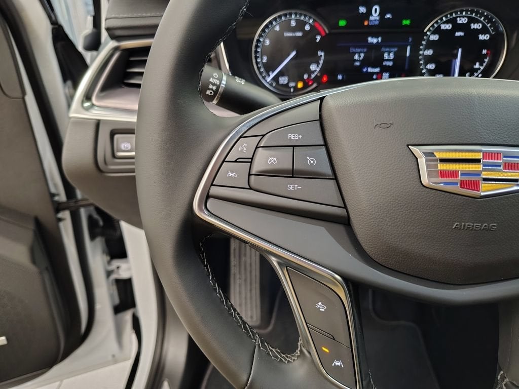 2026 Cadillac XT5 Luxury