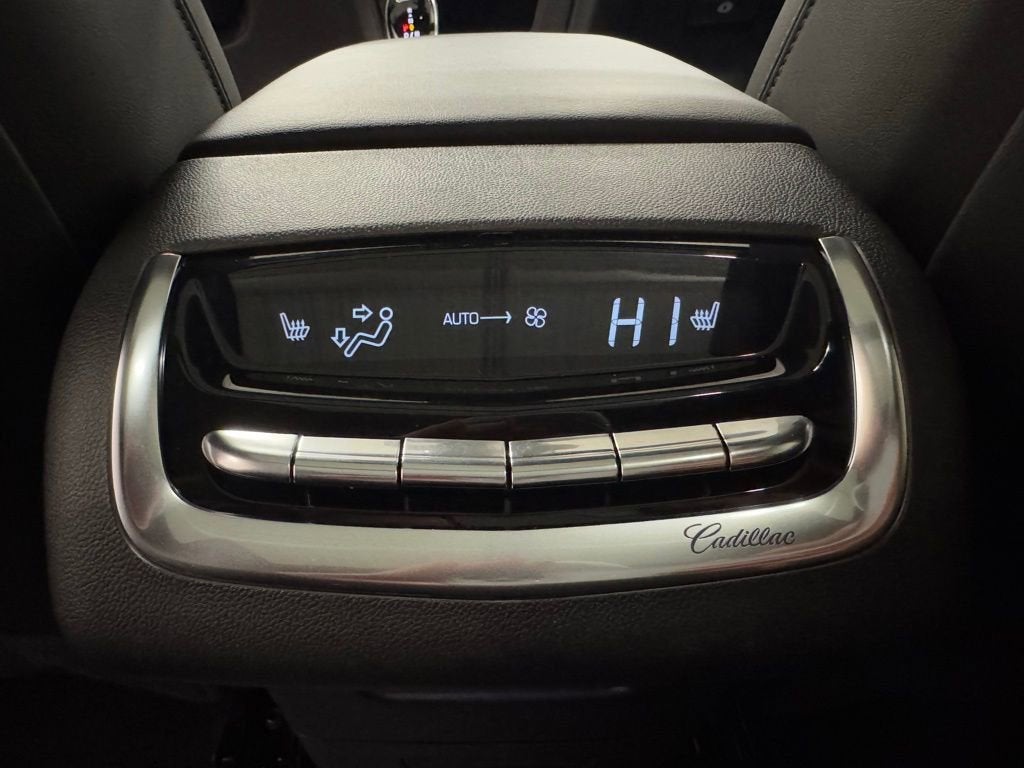 2025 Cadillac XT6 Sport