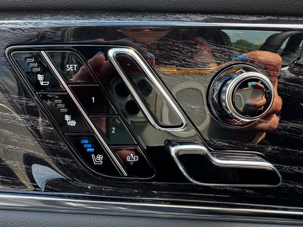 2026 Cadillac ESCALADE IQ Luxury