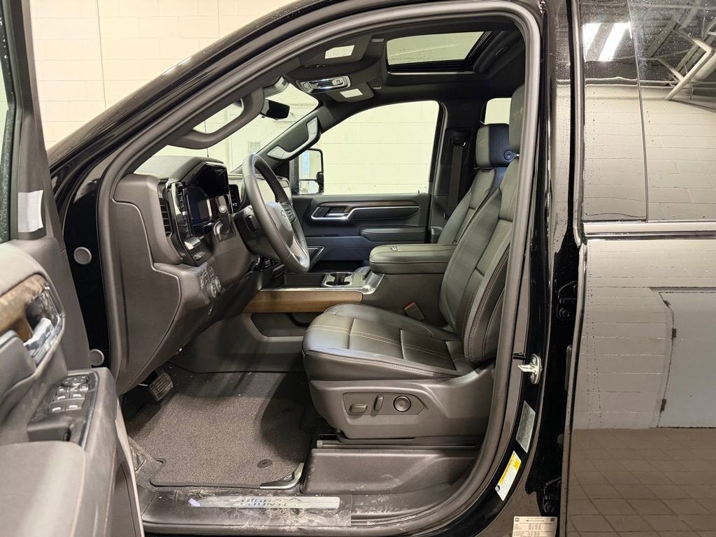 2026 Chevrolet Silverado 3500 HD High Country