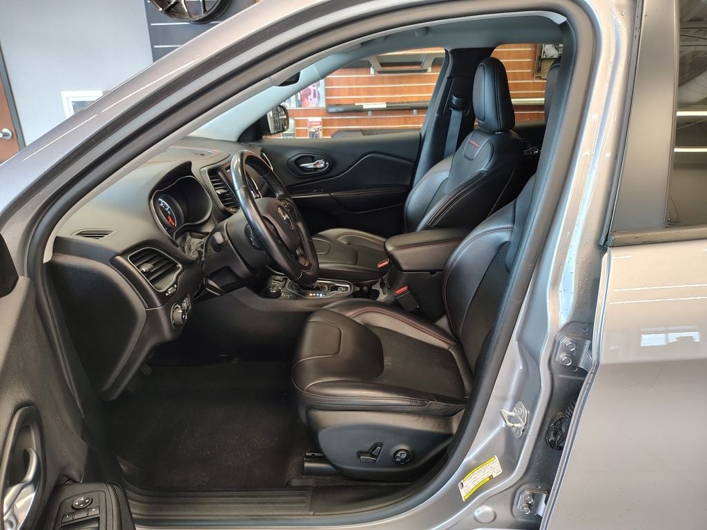 2019 Jeep Cherokee Trailhawk