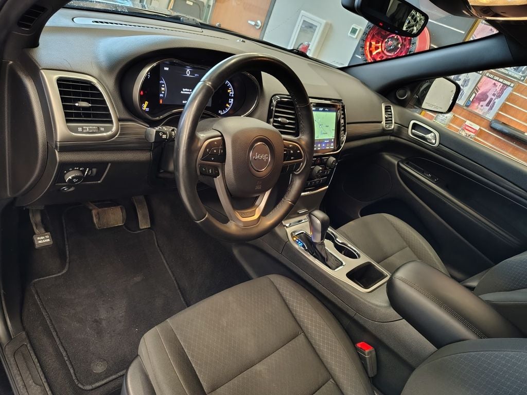 2019 Jeep Grand Cherokee Laredo E
