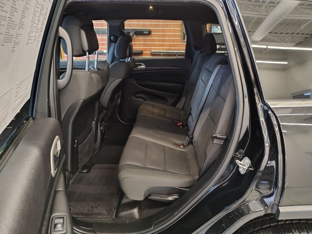 2019 Jeep Grand Cherokee Laredo E