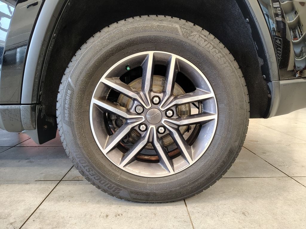 2019 Jeep Grand Cherokee Laredo E