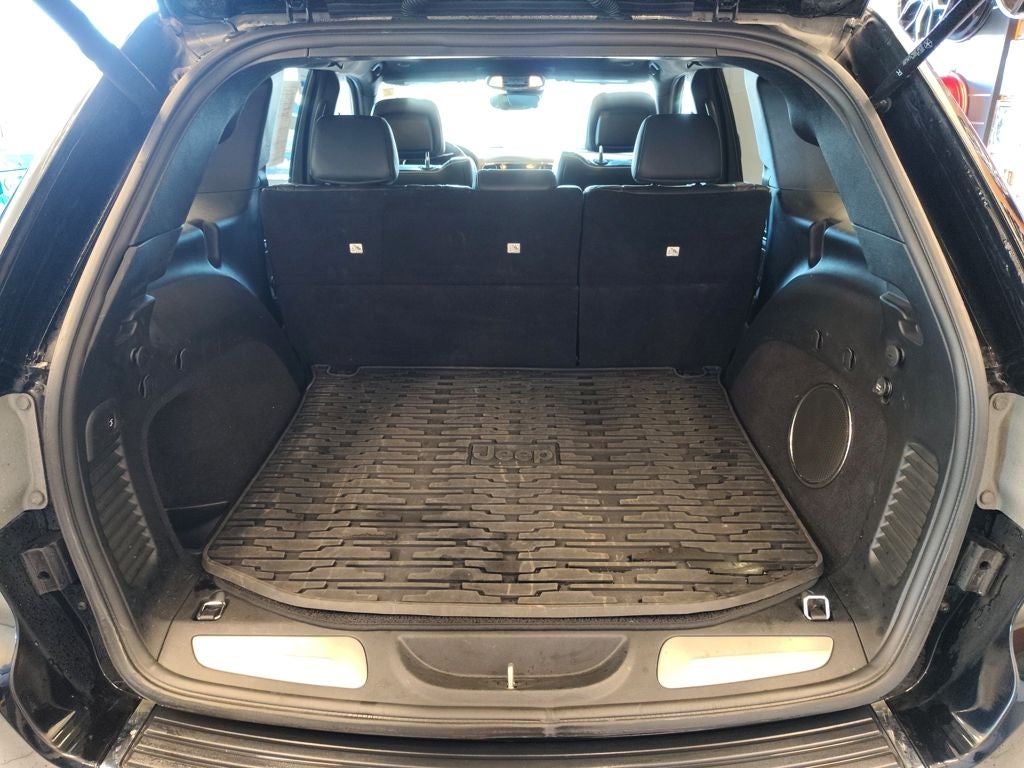 2020 Jeep Grand Cherokee Summit