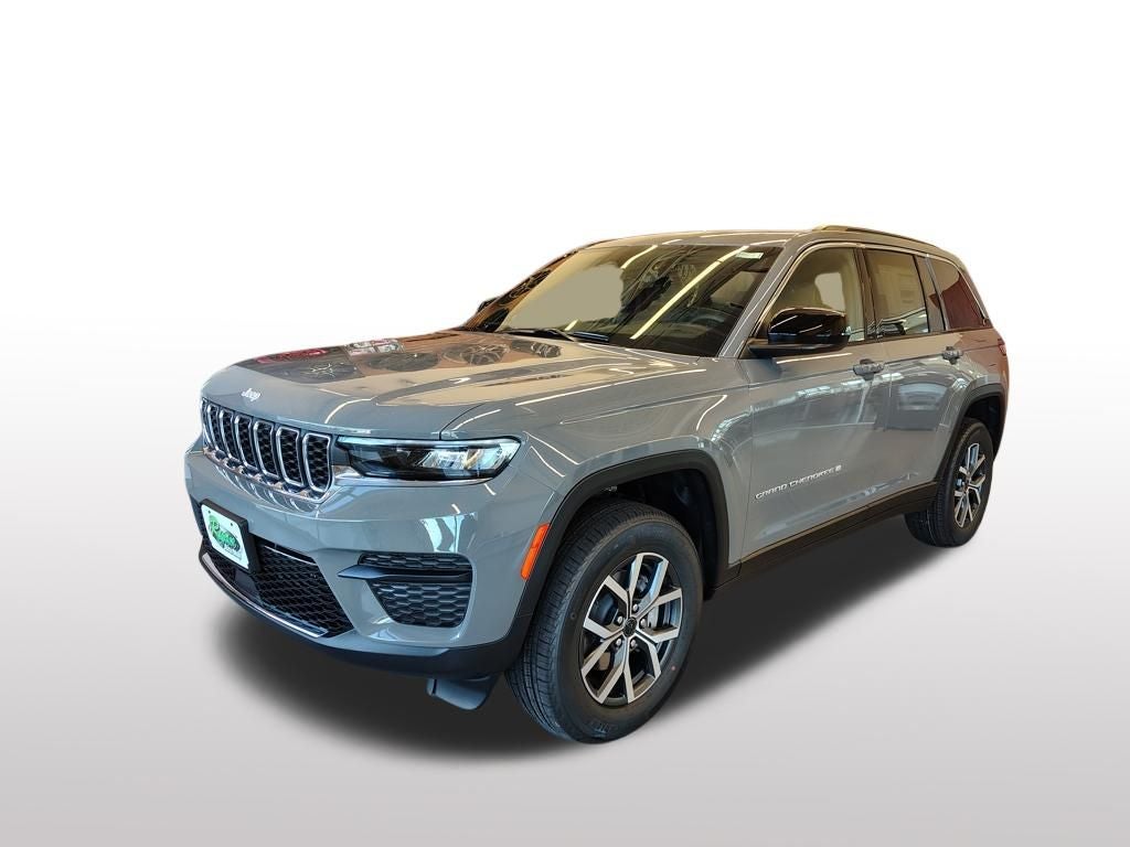 2027 Jeep Grand Cherokee Laredo X