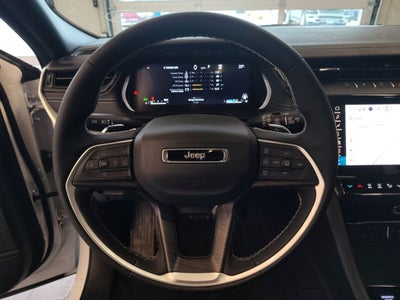 2026 Jeep Grand Cherokee Altitude