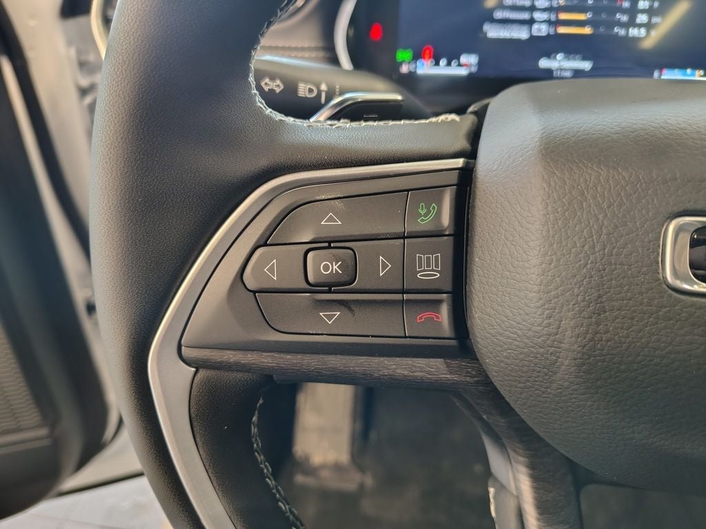 2026 Jeep Grand Cherokee Altitude