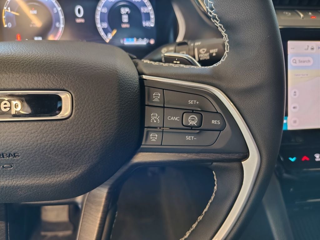 2026 Jeep Grand Cherokee Altitude