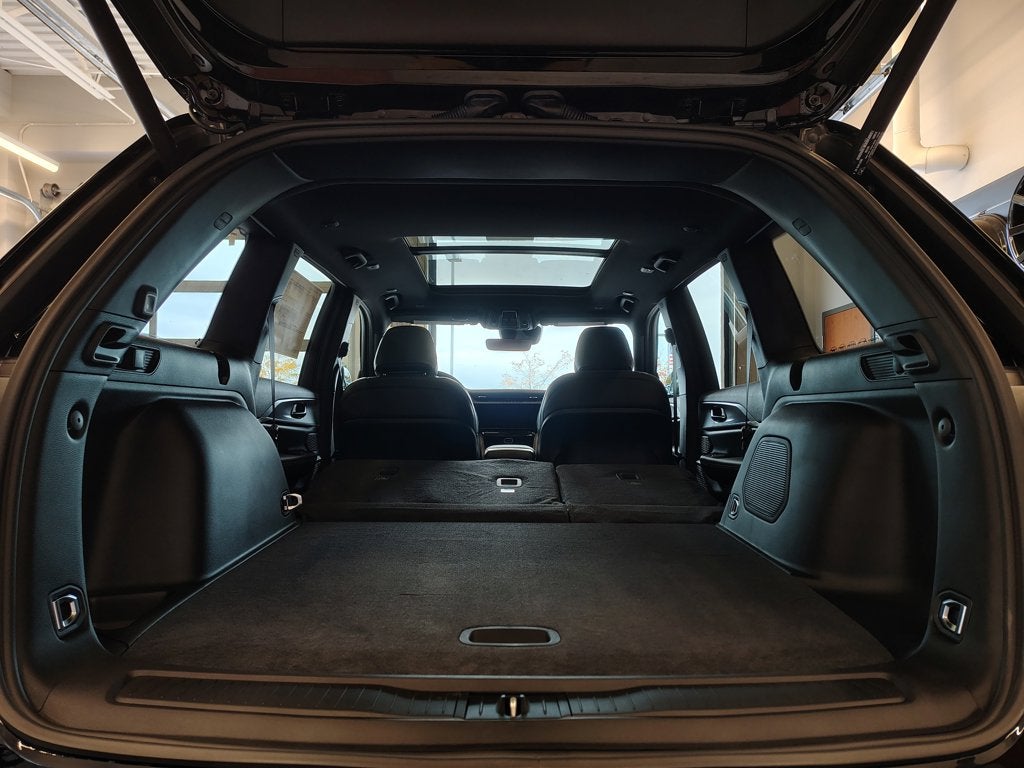 2027 Jeep Grand Cherokee Limited