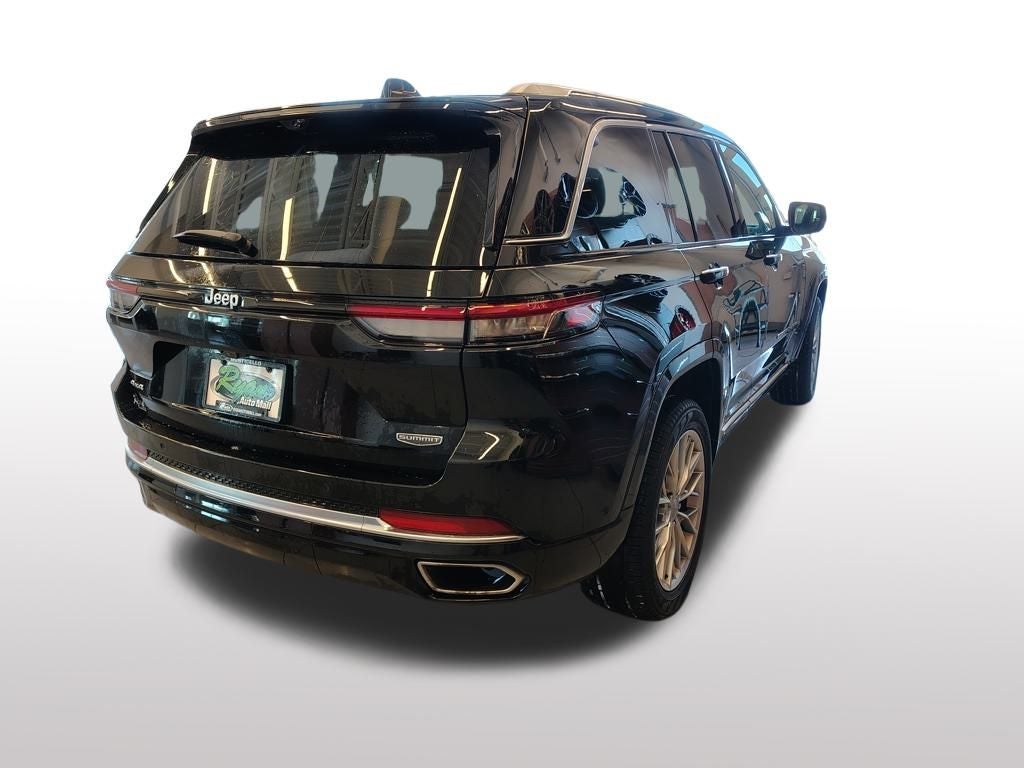 2023 Jeep Grand Cherokee Summit