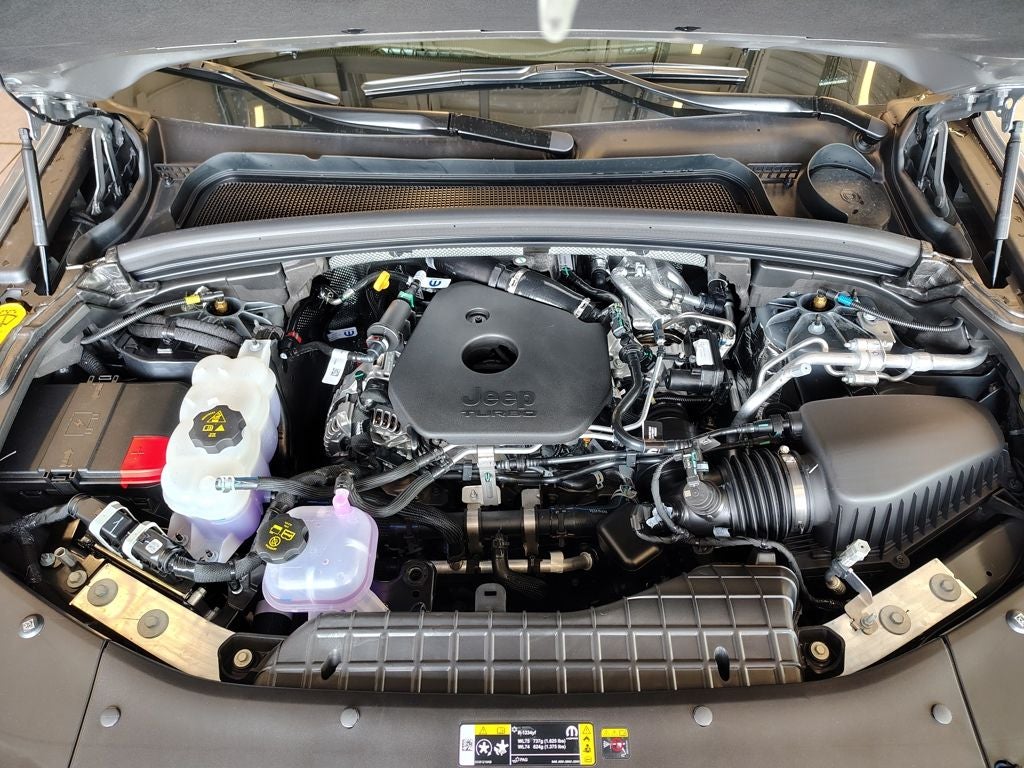 2027 Jeep Grand Cherokee Summit