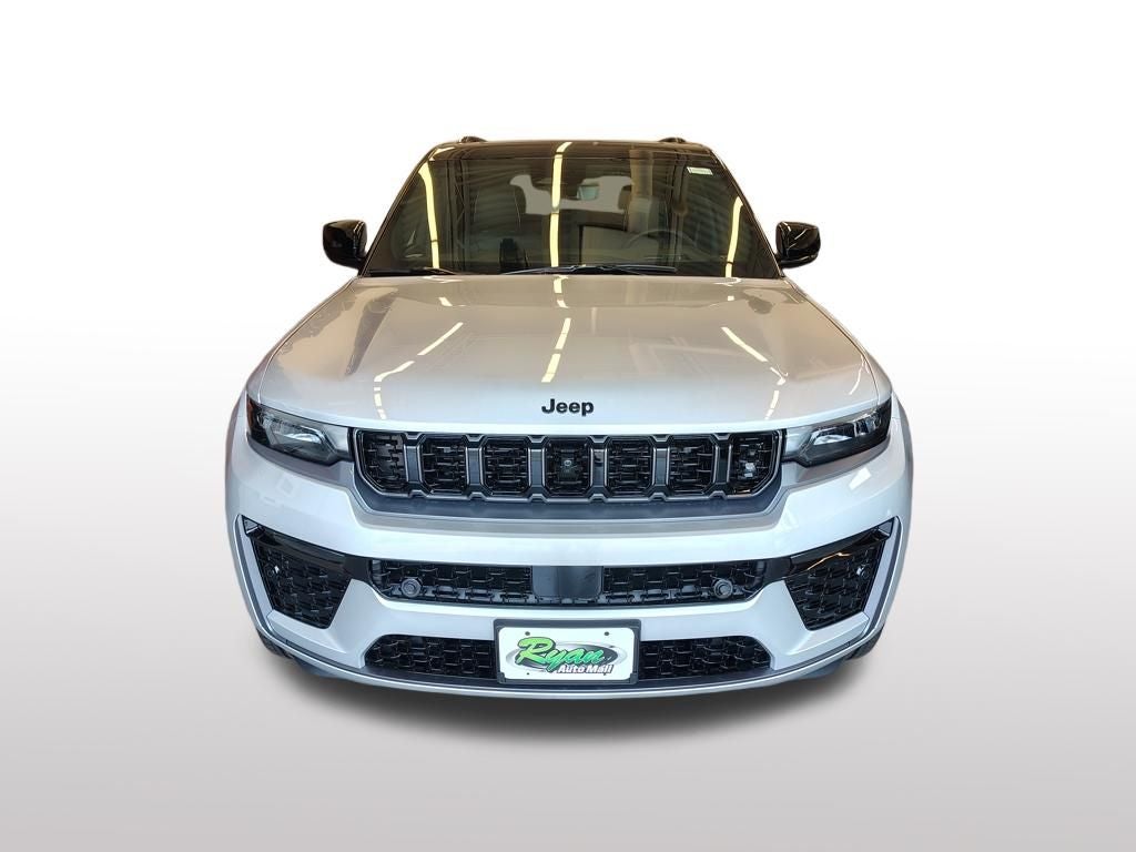 2026 Jeep Grand Cherokee Summit