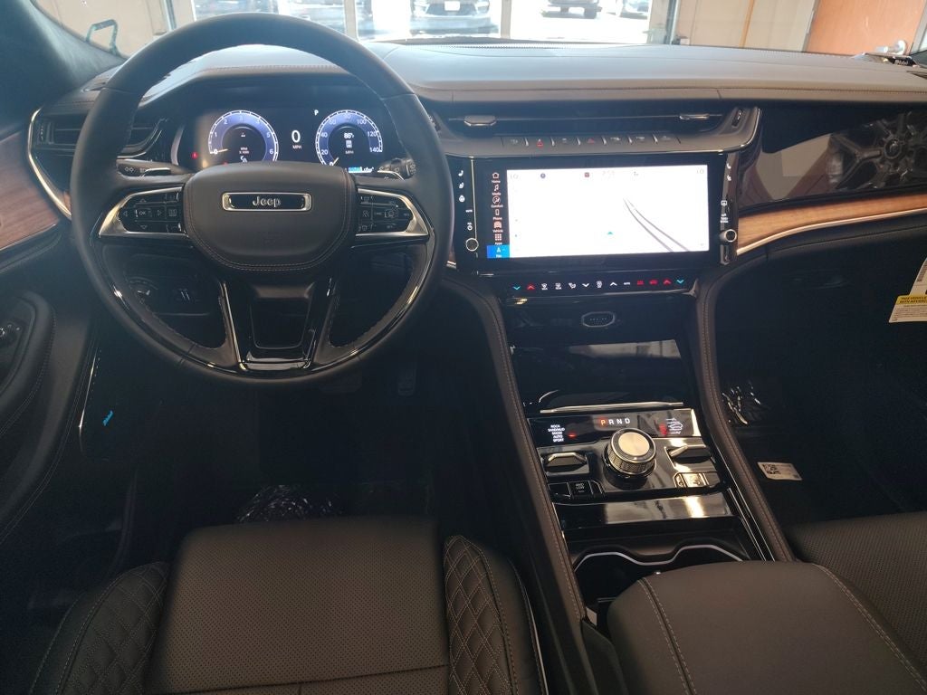 2026 Jeep Grand Cherokee Summit