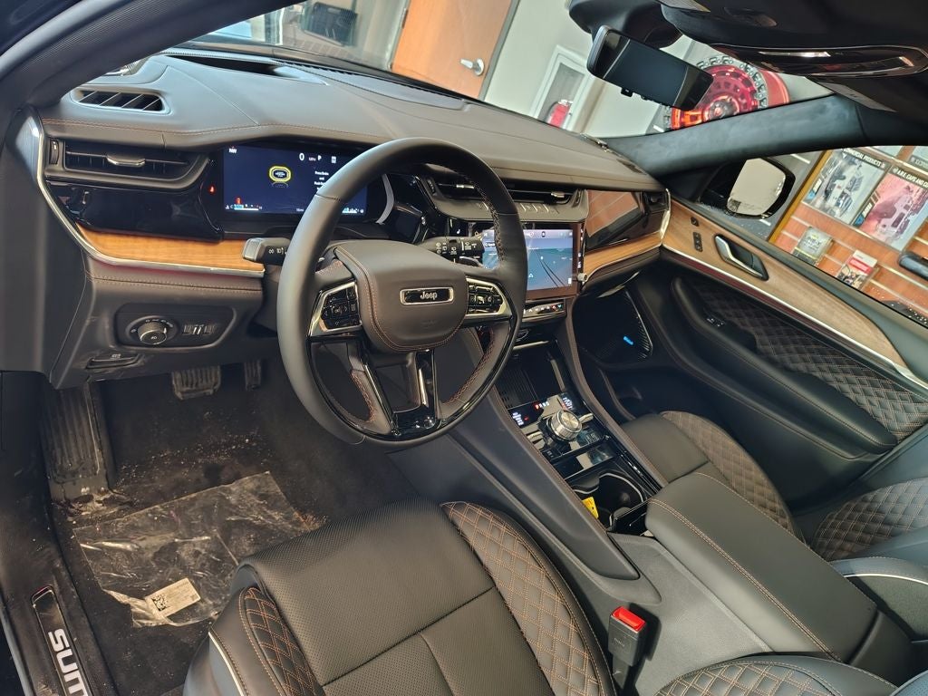 2026 Jeep Grand Cherokee Summit