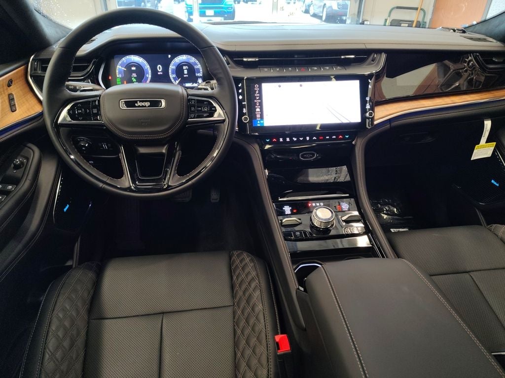 2026 Jeep Grand Cherokee Summit