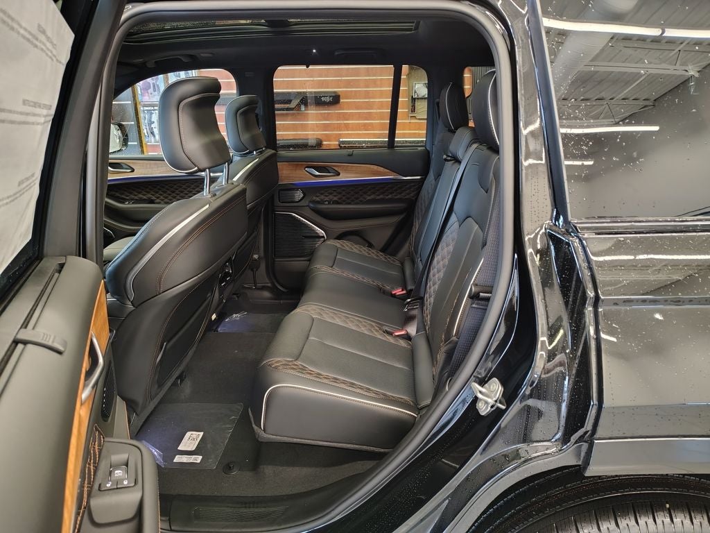 2026 Jeep Grand Cherokee Summit