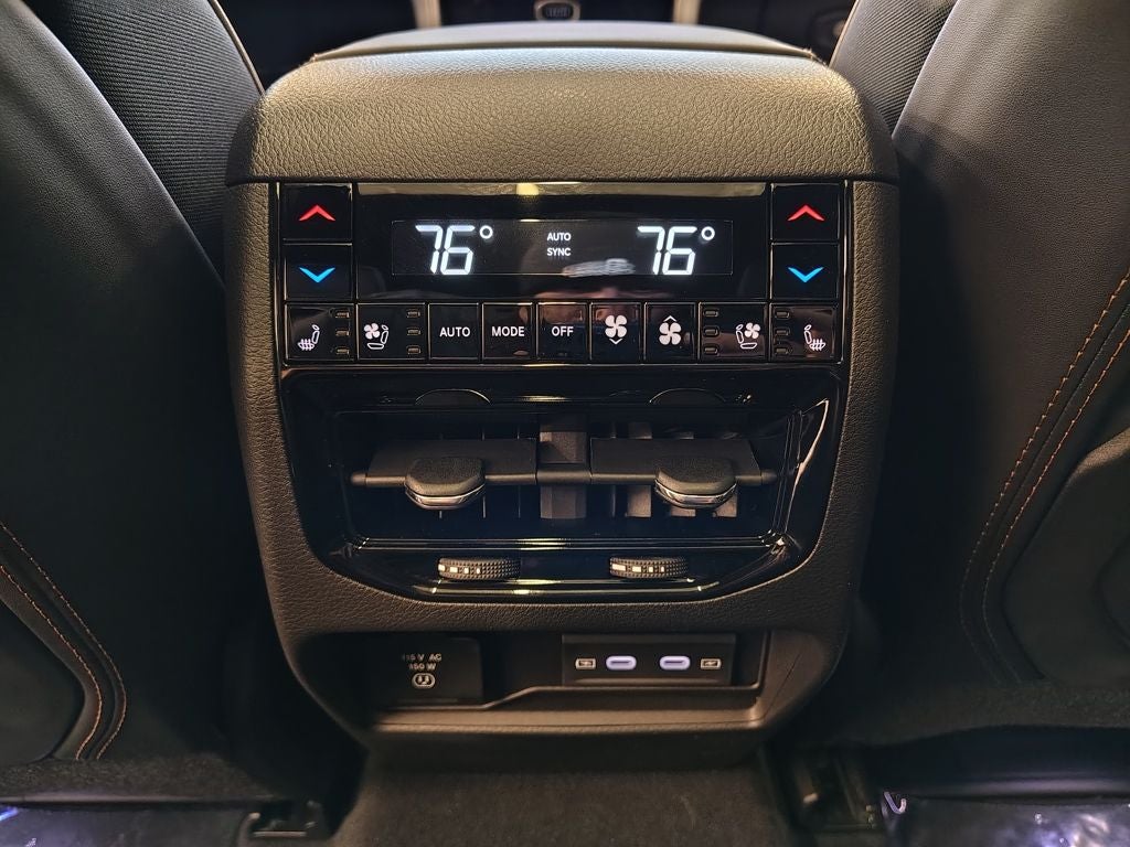 2026 Jeep Grand Cherokee Summit