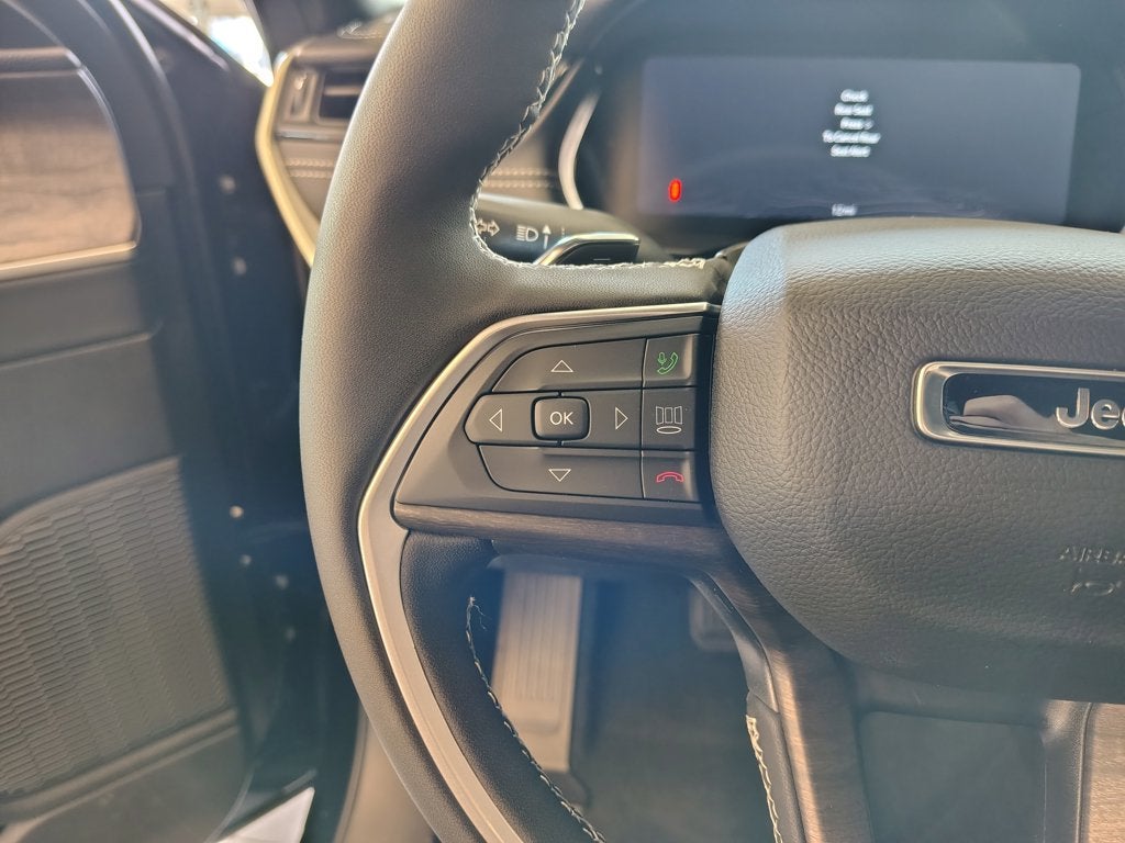 2027 Jeep Grand Cherokee L Laredo Altitude