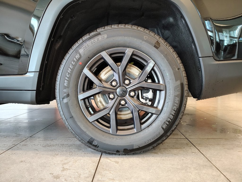 2027 Jeep Grand Cherokee L Laredo Altitude