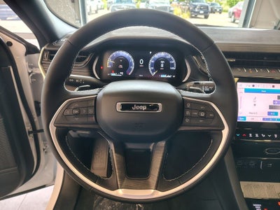 2026 Jeep Grand Cherokee L Laredo Altitude