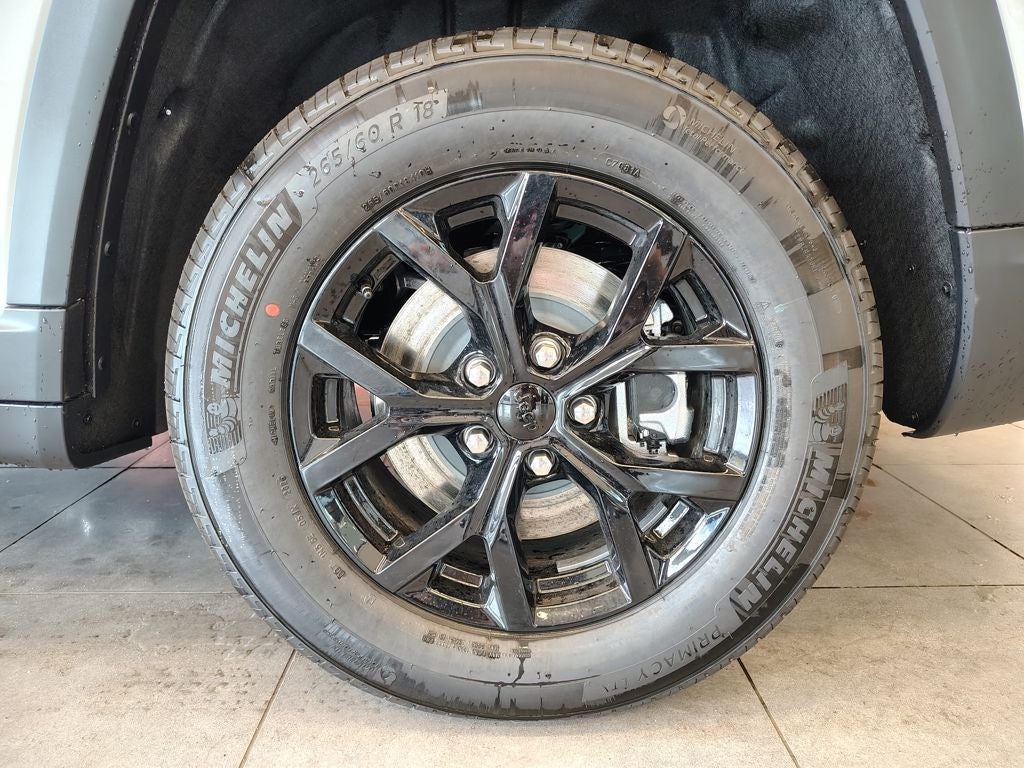 2026 Jeep Grand Cherokee L Laredo Altitude