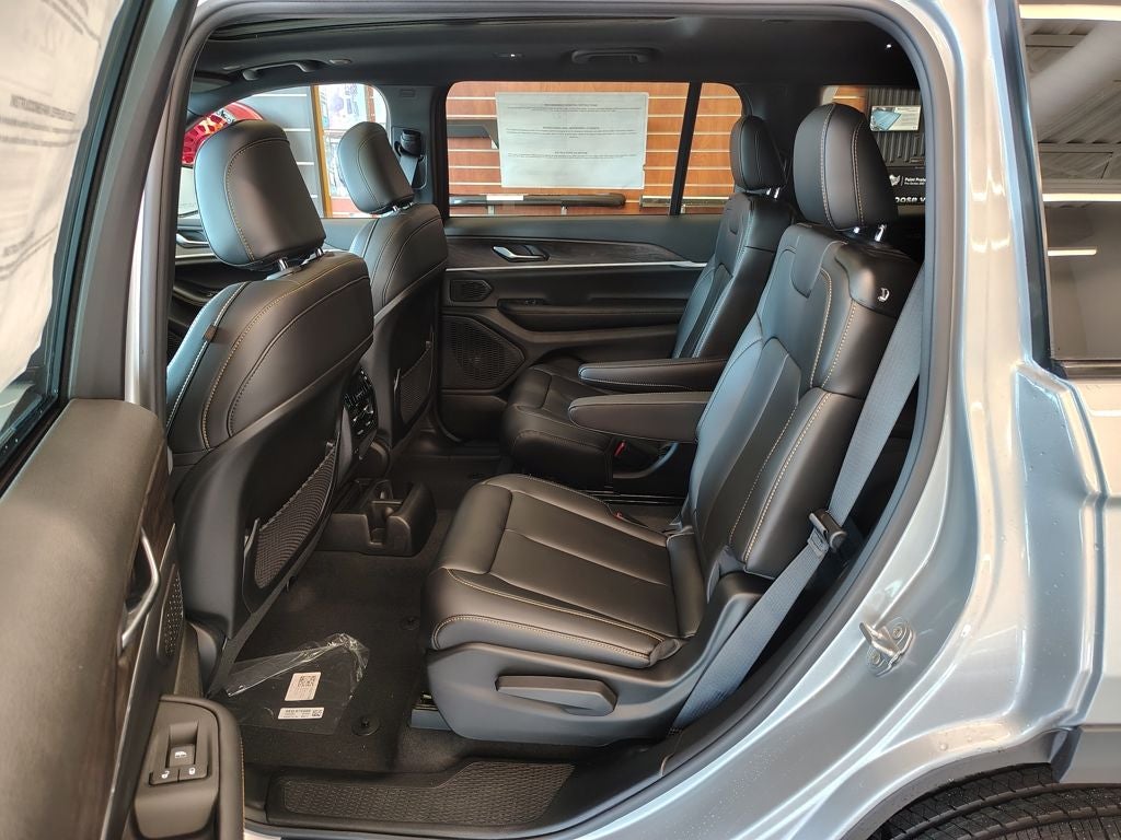 2026 Jeep Grand Cherokee L Limited 85th Anniversary Edition