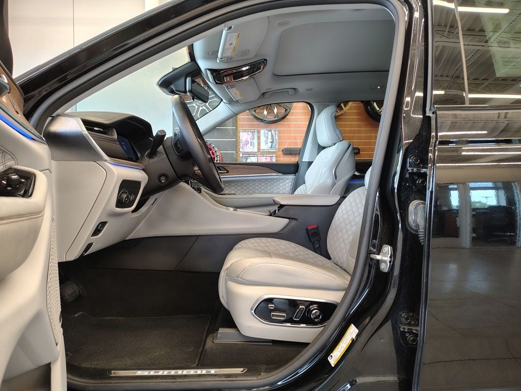 2023 Jeep Grand Cherokee L Summit