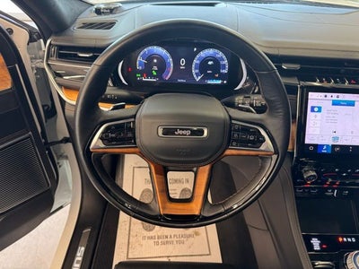 2022 Jeep Grand Cherokee L Summit