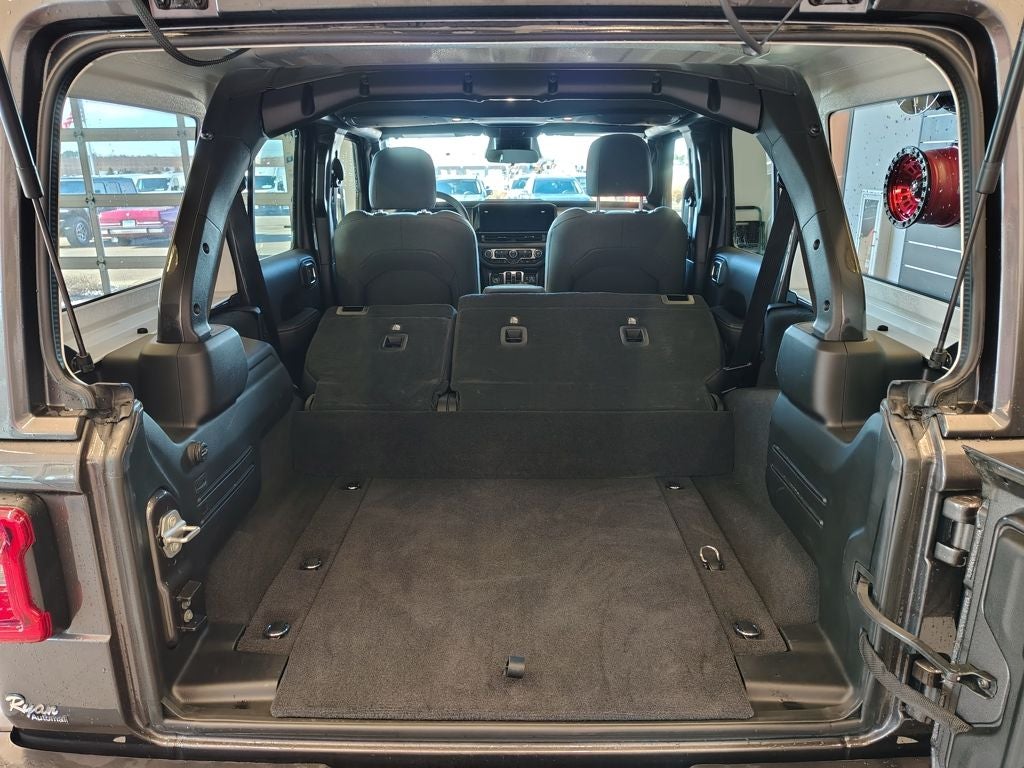 2025 Jeep Wrangler Sahara 4xe