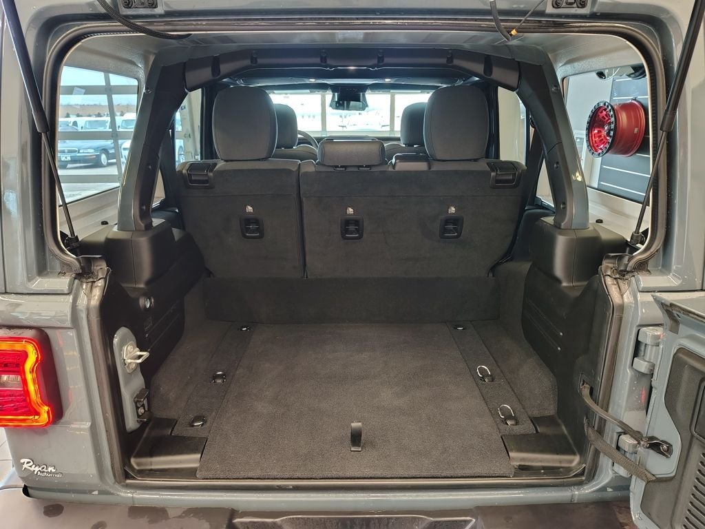 2025 Jeep Wrangler Sahara 4xe