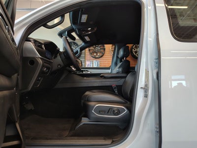 2025 Jeep Wagoneer L Series II