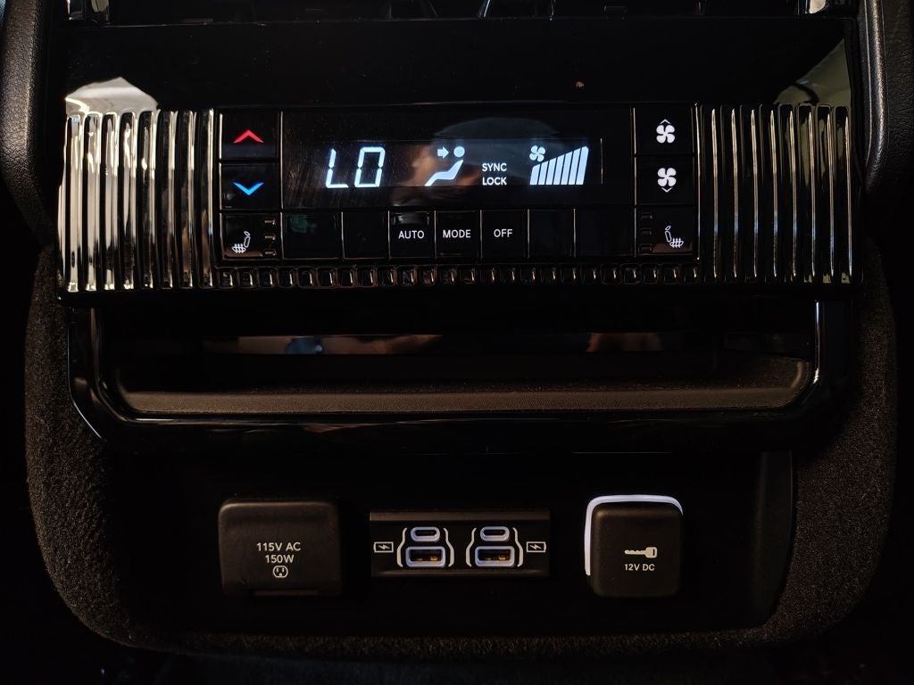 2025 Jeep Wagoneer L Series II