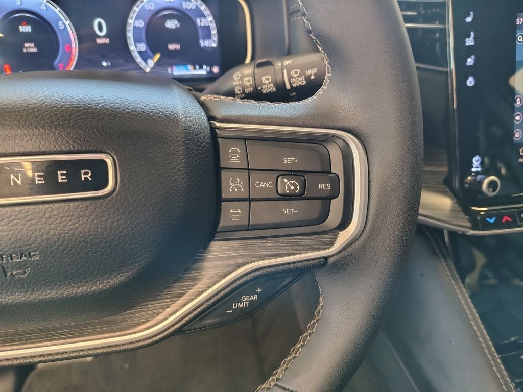 2024 Jeep Wagoneer L Series II