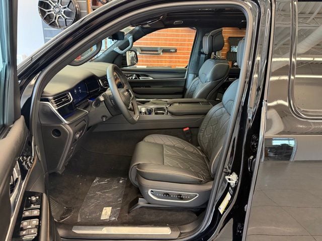 2026 Jeep Grand Wagoneer L Summit Reserve