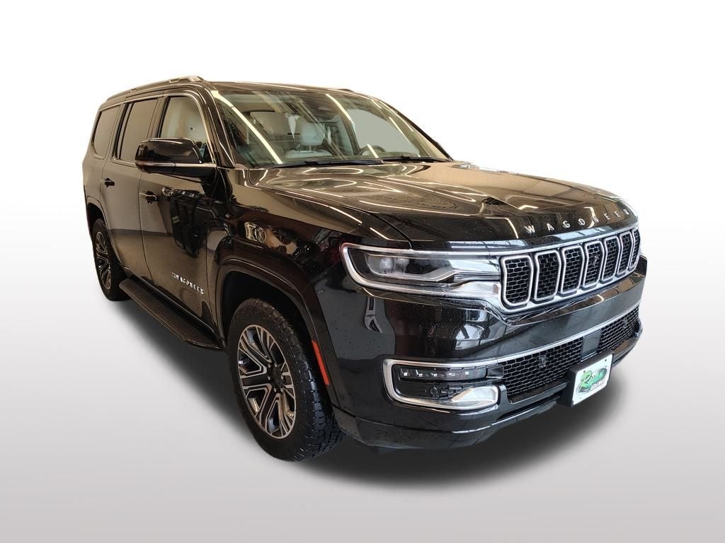 2023 Jeep Wagoneer Base