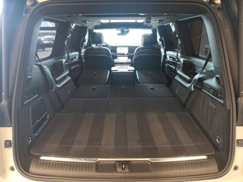 2023 Jeep Grand Wagoneer Series II