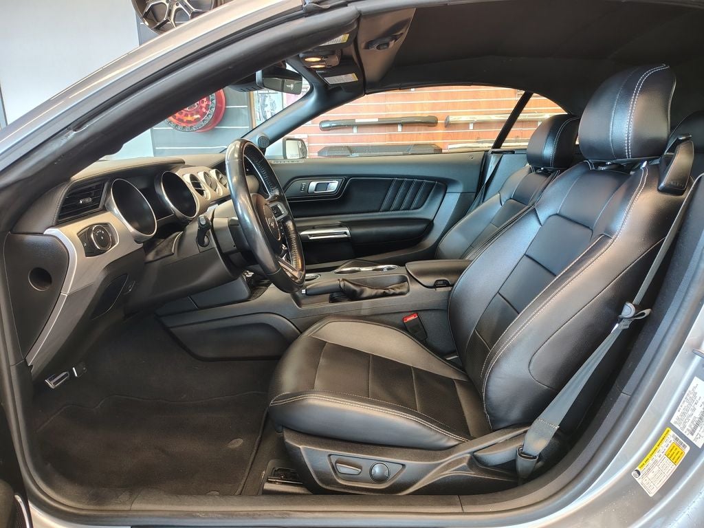 2022 Ford Mustang EcoBoost Premium