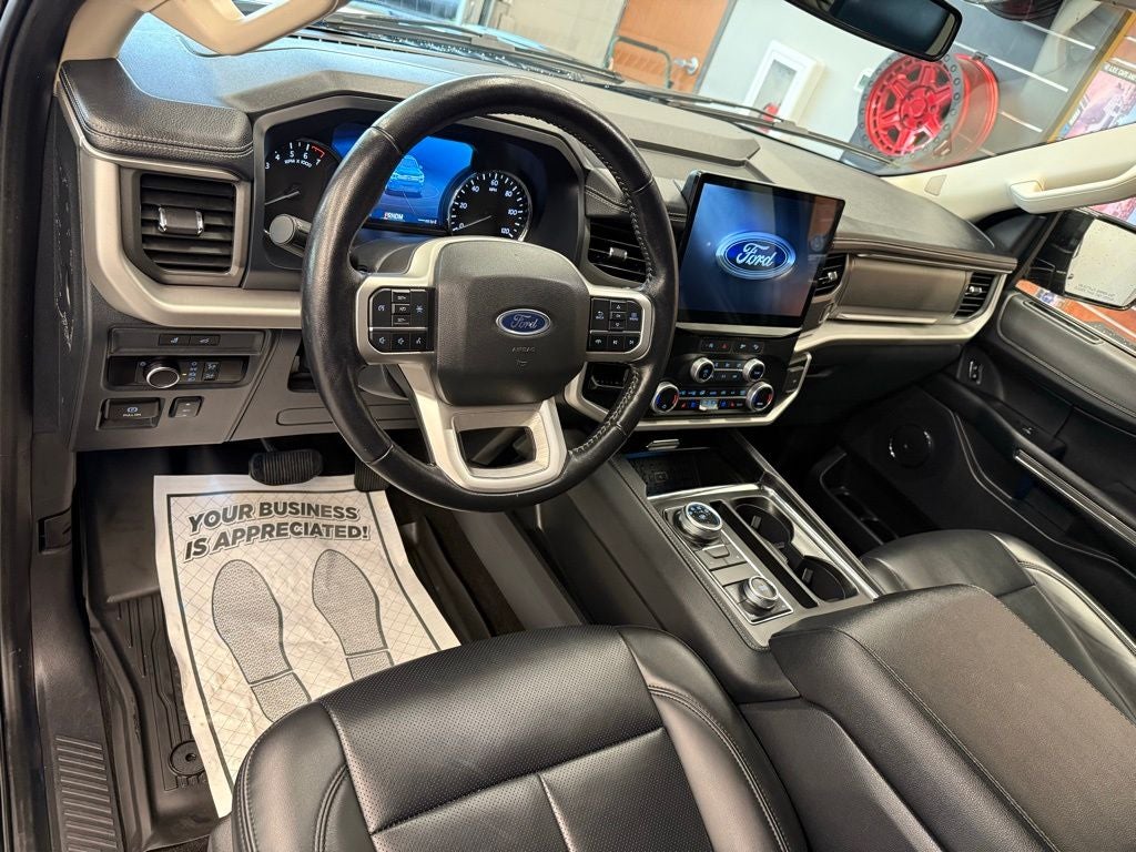 2023 Ford Expedition XLT
