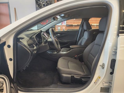 2017 Chevrolet Malibu LS 1LS