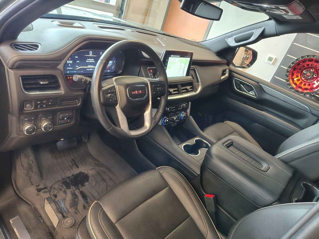 2023 GMC Yukon XL SLT