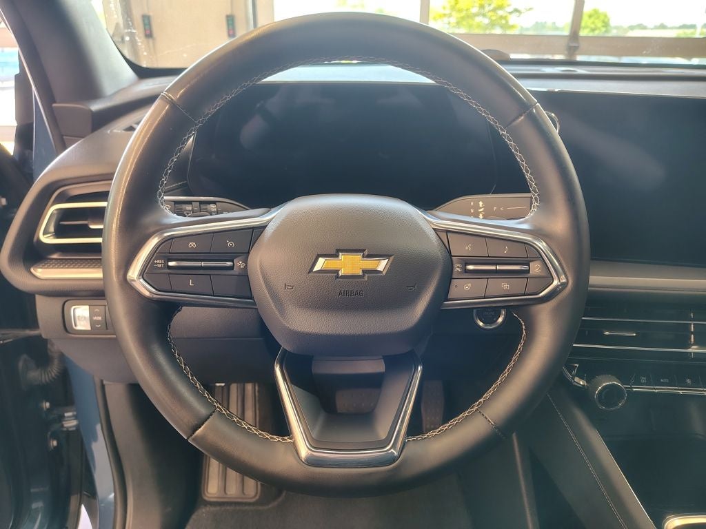 2024 Chevrolet Traverse LS