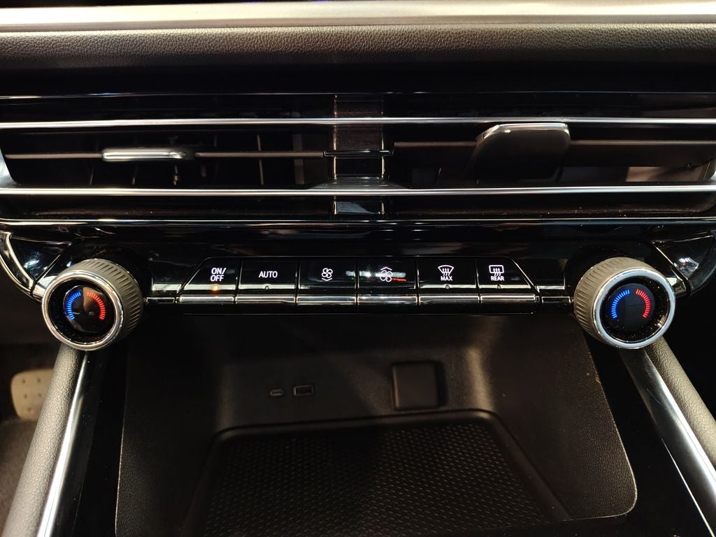 2024 Chevrolet Traverse LS