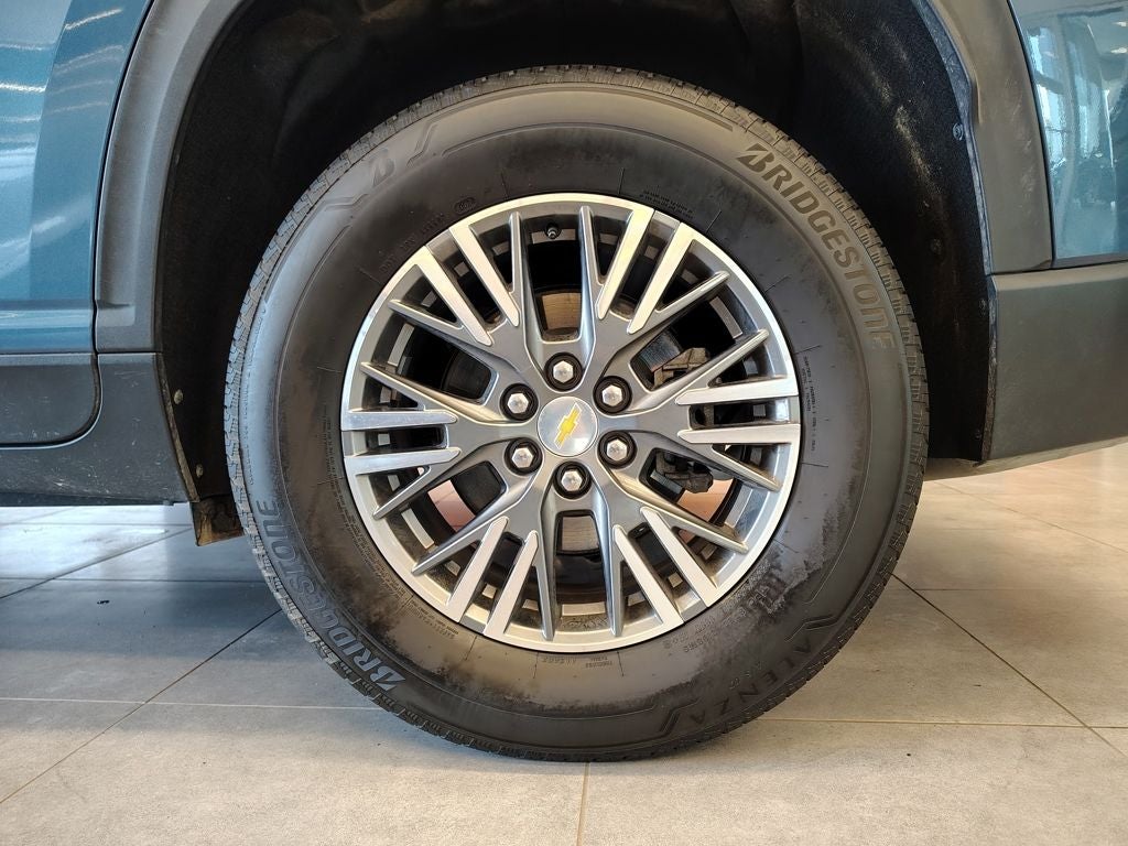 2024 Chevrolet Traverse LS