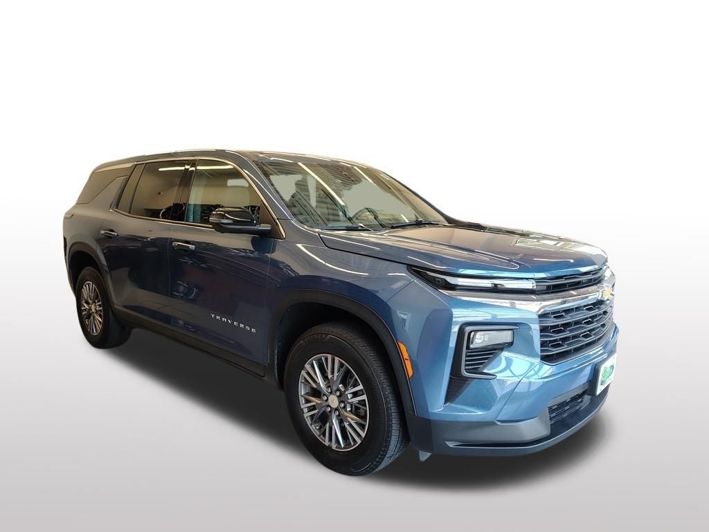 2024 Chevrolet Traverse LS