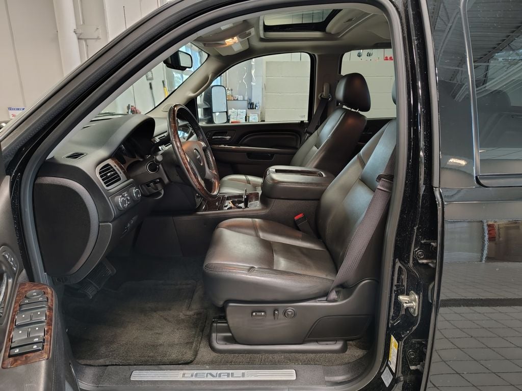 2013 GMC Sierra 3500HD Denali