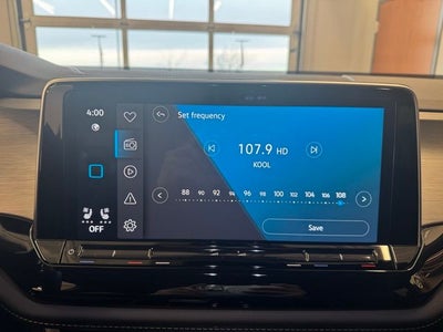 2025 Volkswagen Atlas Cross Sport 2.0T SE w/Technology